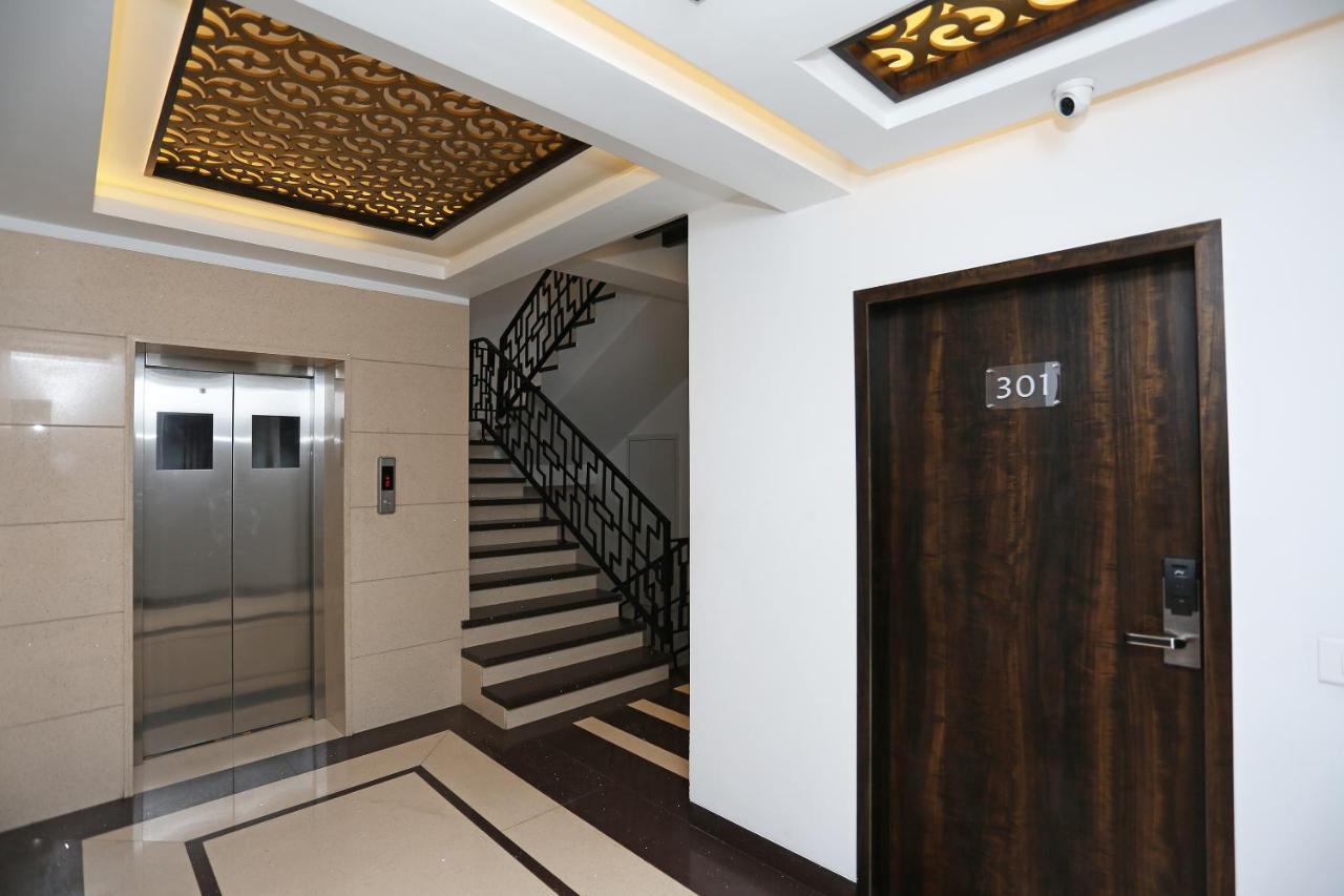 Hotel Yelchiko Βαρανάσι Εξωτερικό φωτογραφία