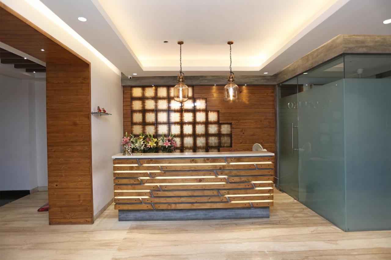 Hotel Yelchiko Βαρανάσι Εξωτερικό φωτογραφία