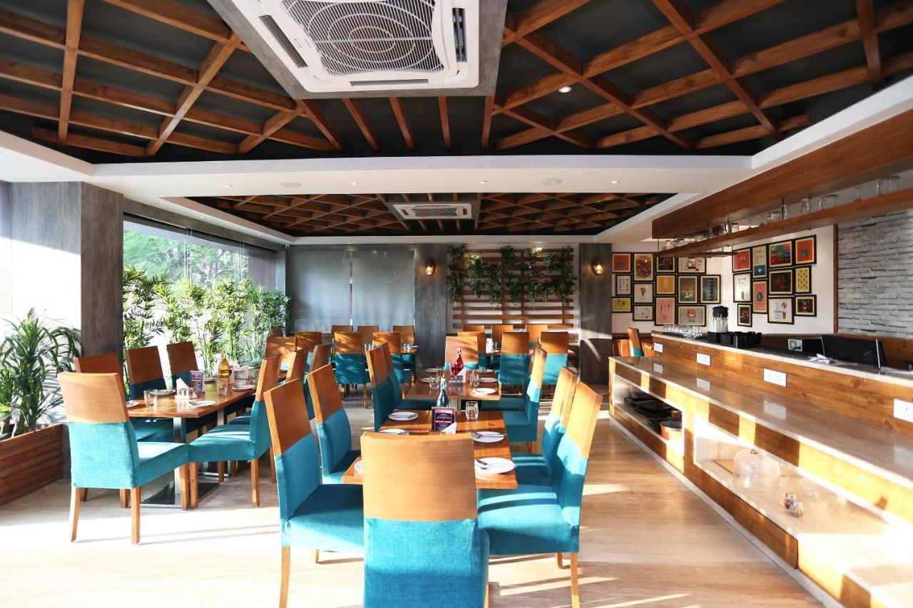 Hotel Yelchiko Βαρανάσι Εξωτερικό φωτογραφία